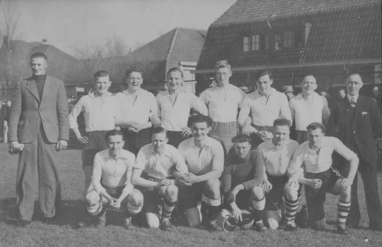 De Meteoor Kampioen 1937-1938  